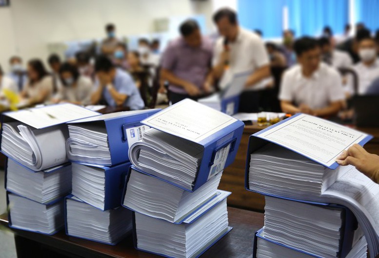 Luật Đấu thầu và yêu cầu sửa đổi khẩn cấp