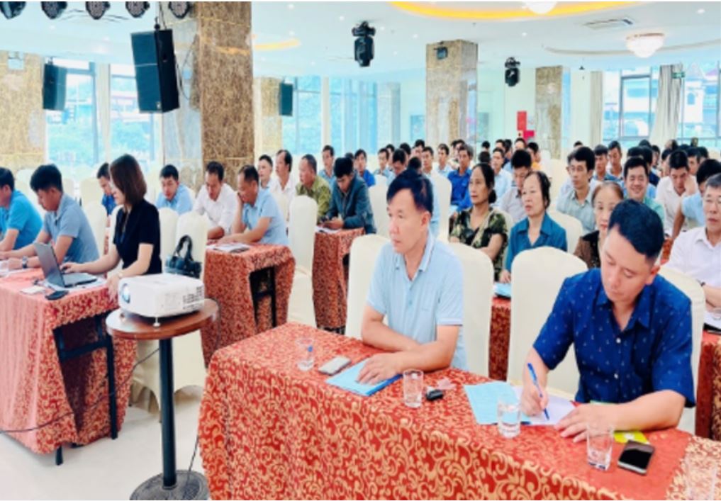 Hội Luật gia tỉnh Điện Biên phổ biến pháp luật tại huyện Tuần Giáo