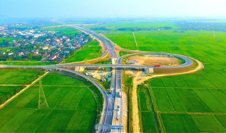 Bộ Xây dựng ra công điện hỏa tốc về phân cấp, phân quyền tối thiểu 50% nhiệm vụ