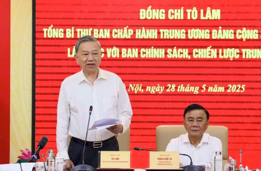 Tổng Bí thư Tô Lâm yêu cầu xóa bỏ thế độc quyền Nhà nước về vàng miếng