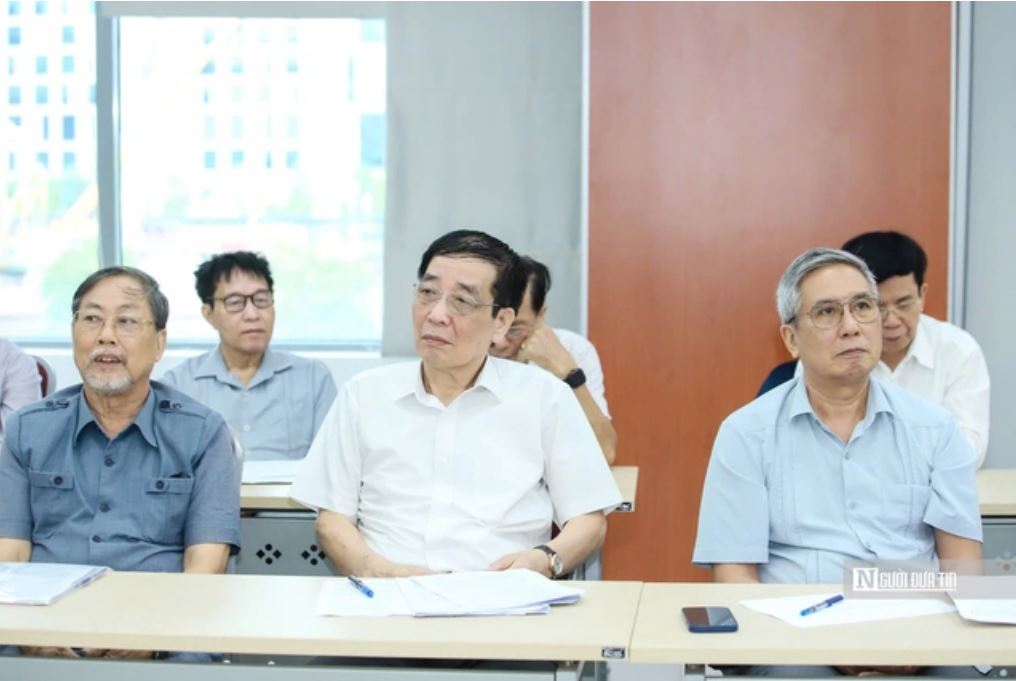 Sửa đổi Hiến pháp: Đề xuất loại hình 'tổ chức chính trị – xã hội – nghề nghiệp, các hội quần chúng do Đảng, Nhà nước giao nhiệm vụ'
