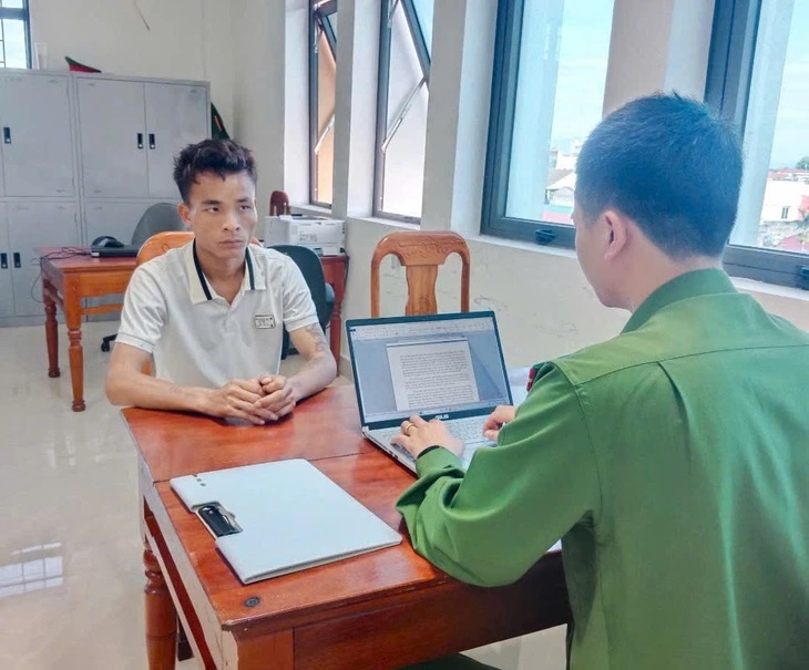Bắt đối tượng dùng rựa khống chế, hiếp dâm người phụ nữ đang làm rẫy