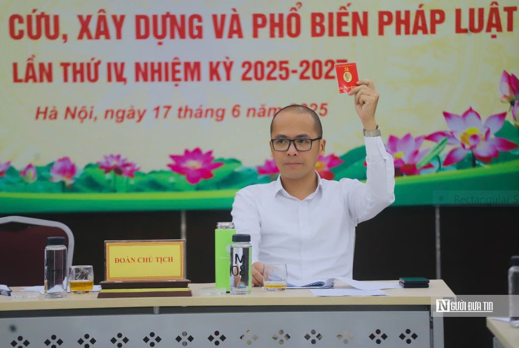 Chi bộ Ban Nghiên cứu, xây dựng và phổ biến pháp luật tổ chức thành công Đại hội lần thứ IV
