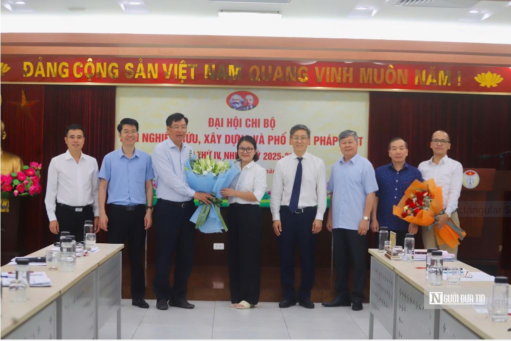 Chi bộ Ban Nghiên cứu, xây dựng và phổ biến pháp luật tổ chức thành công Đại hội lần thứ IV