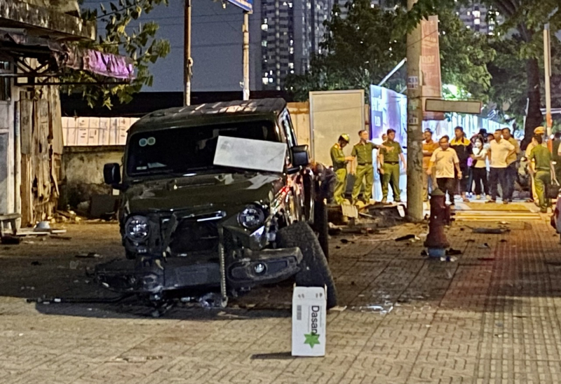 Tạm giữ tài xế xe Jeep tông 2 mẹ con tử vong ở TP.HCM