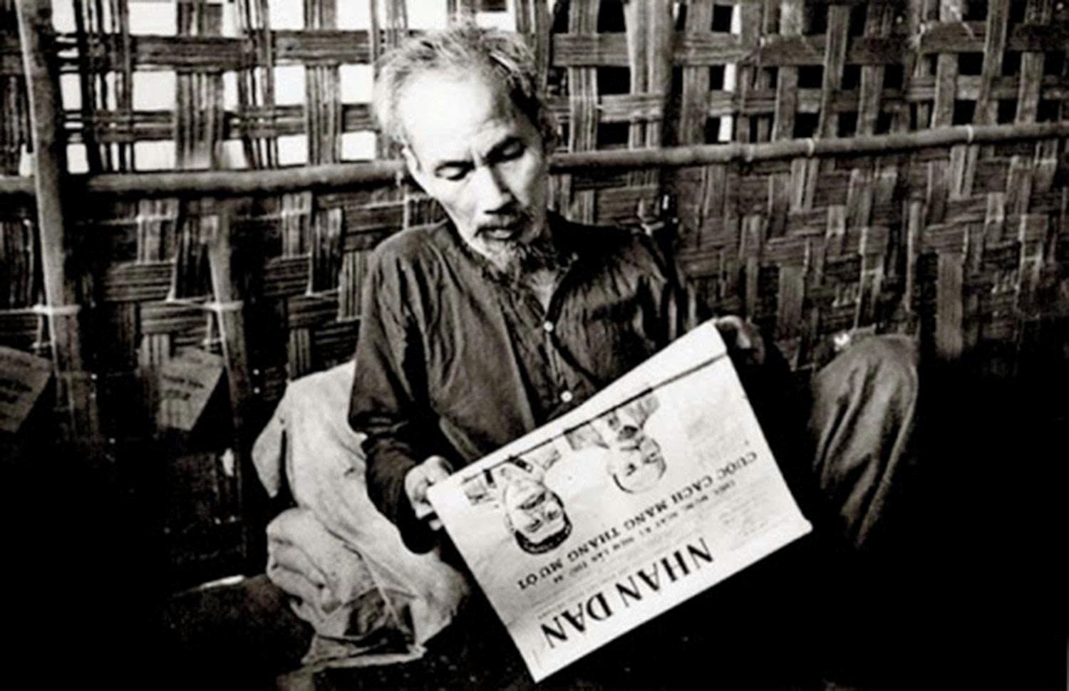 Nhà báo lỗi lạc Hồ Chí Minh