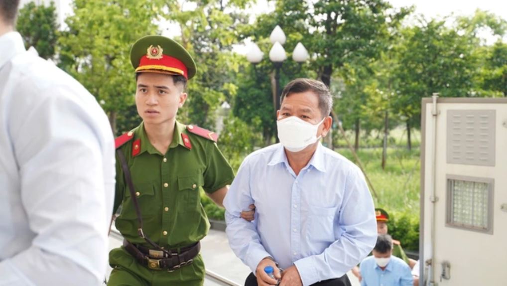 Hậu 'Pháo' cùng hàng loạt cựu bí thư, chủ tịch tỉnh hầu tòa