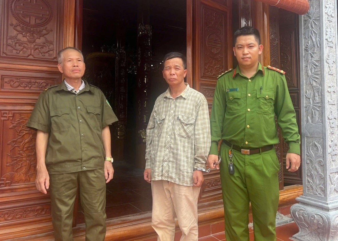 Tạm giữ đối tượng trộm cắp tài sản tại các cơ sở thờ tự ở Quảng Ninh