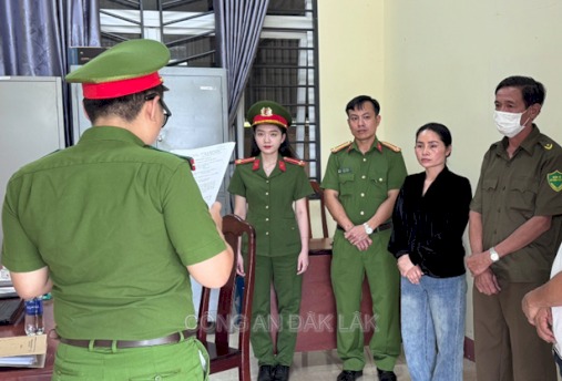 Bắt tạm giam nữ giám đốc sản xuất, buôn bán các sản phẩm thảo dược giả