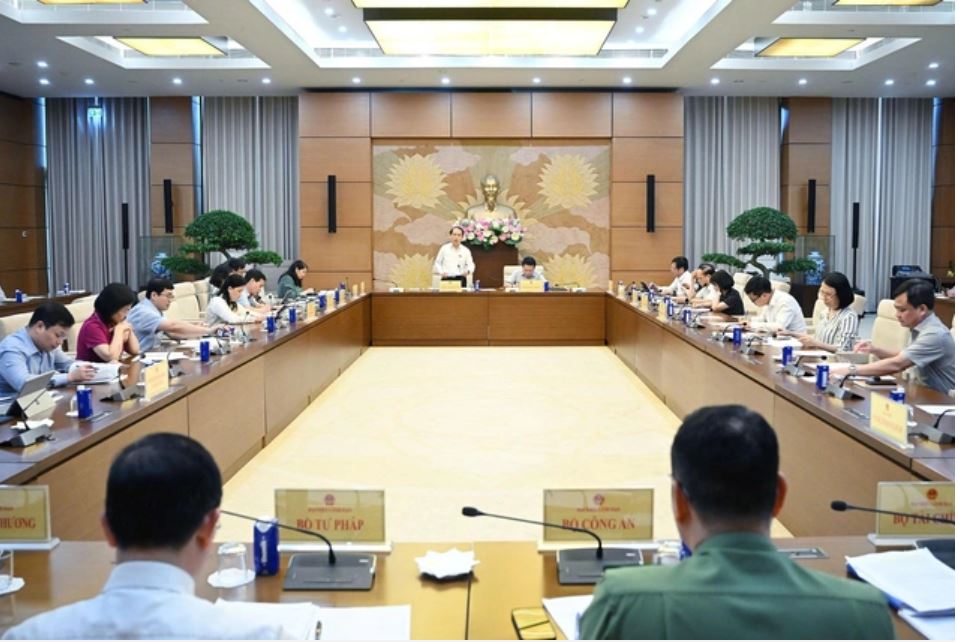 Đề nghị bổ sung 4 dự án Luật vào chương trình lập pháp năm 2025