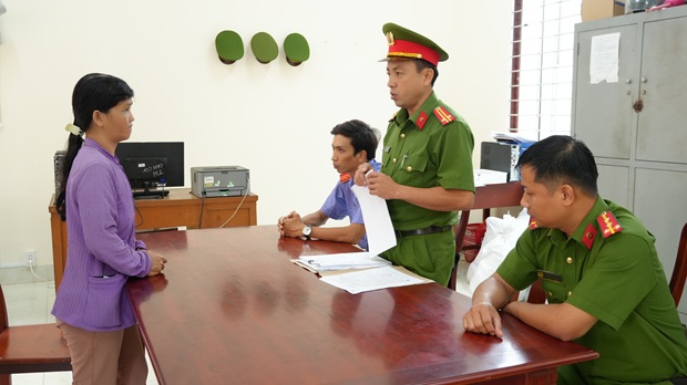 Khởi tố người phụ nữ lén mở két sắt trộm 400 triệu đồng của người quen