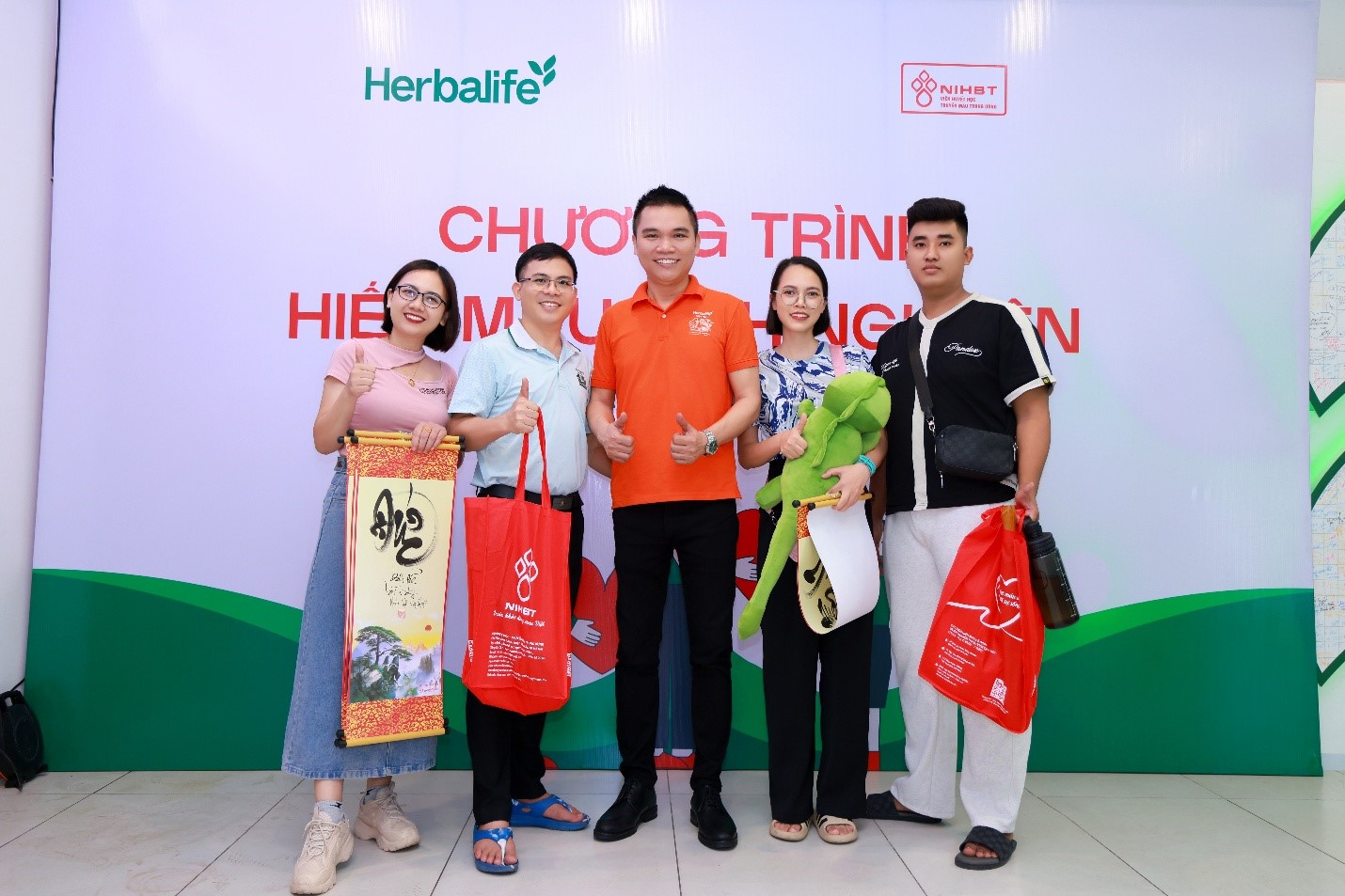 Herbalife Việt Nam tổ chức Ngày Hiến Máu Tình Nguyện 2025 tại TP. Hồ Chí Minh và Hà Nội, tiếp nhận 286 đơn vị máu