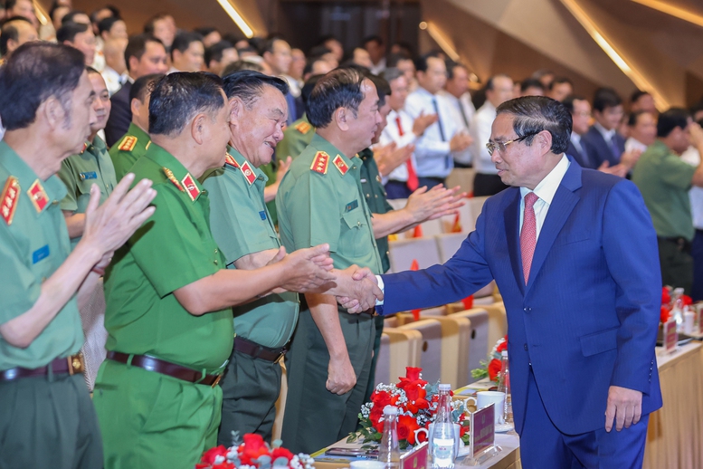 80 năm Công an nhân dân Việt Nam với sự nghiệp xây dựng và phát triển kinh tế - xã hội của đất nước
