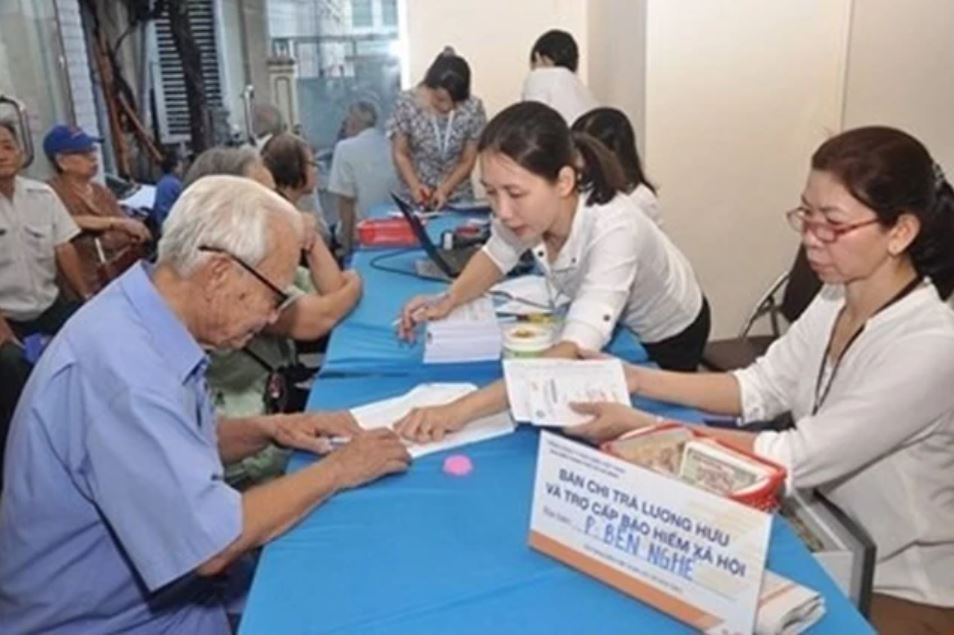 Quy định mới nhất về hưởng trợ cấp hưu trí xã hội đối với người thay đổi nơi cư trú