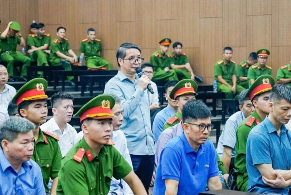 Cựu Phó Chủ nhiệm Văn phòng Quốc hội bị đề nghị 5-6 năm tù