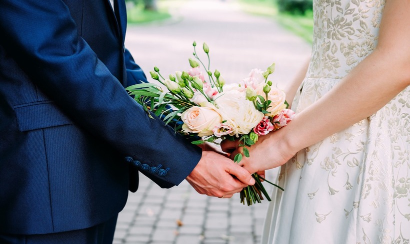 Kết hôn khi mới 17 tuổi có bị phạt?