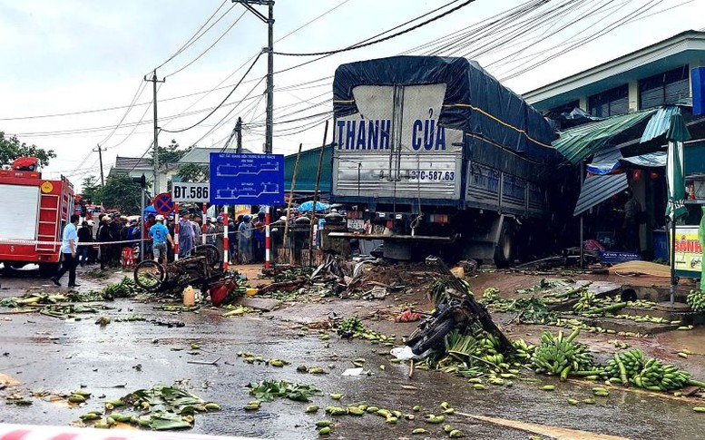 Thủ tướng chỉ đạo khắc phục hậu quả vụ tai nạn giao thông tại Quảng Trị
