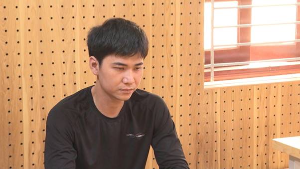 Triệt phá đường dây mua bán trái phép công cụ hỗ trợ, thu giữ nhiều súng, đạn