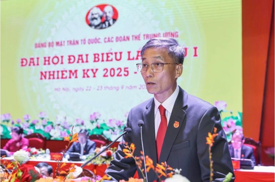 Đổi mới, nâng cao hiệu quả lãnh đạo của Đảng trong công tác xây dựng và thi hành pháp luật trong kỷ nguyên phát triển mới