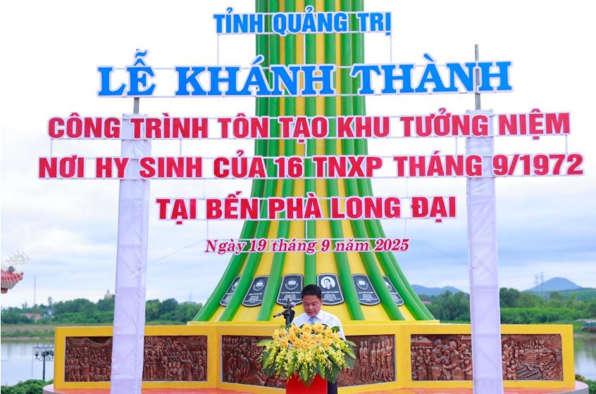 Khánh thành Khu tưởng niệm thanh niên xung phong hy sinh tại bến phà Long Đại