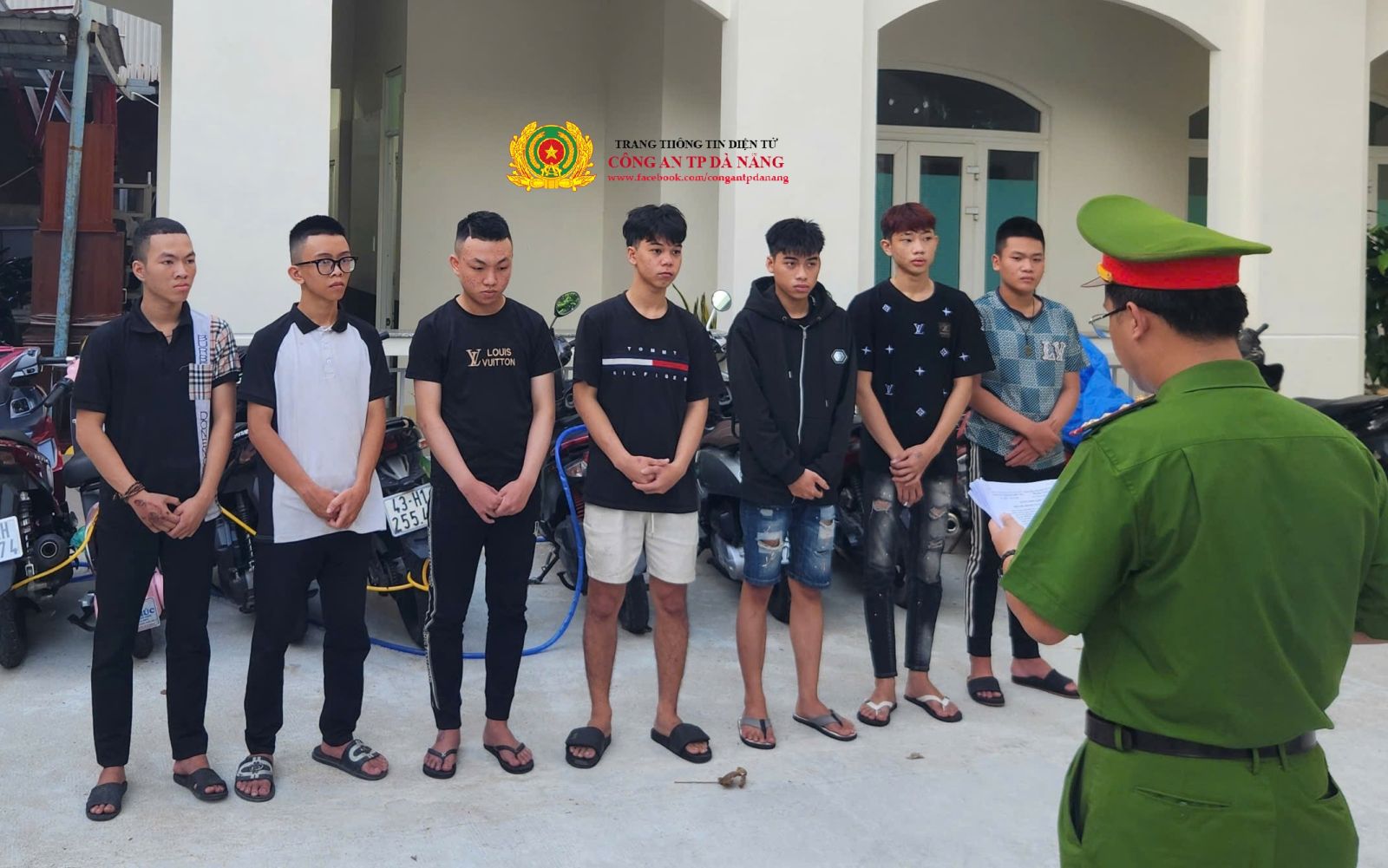 Bắt nhóm đối tượng vô cớ đánh người đi đường gây thương tích 41%