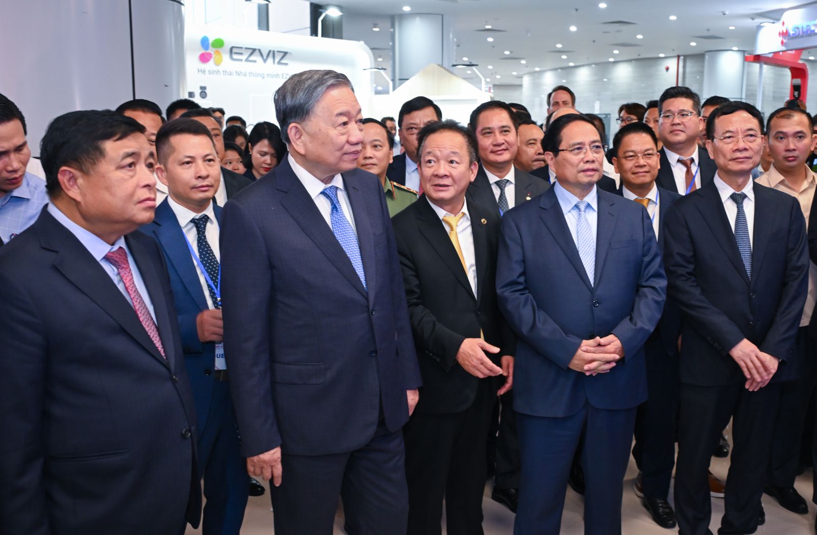 Tiếp tục đẩy mạnh ứng dụng AI, ‘siêu cảng’ Việt Nam SuperPort™ của T&T Group gây ấn tượng mạnh tại VIIE 2025