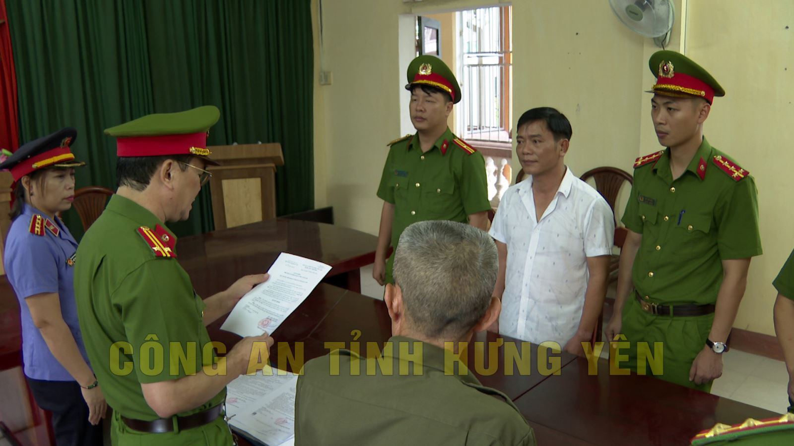 Khởi tố giám đốc một công ty vàng bạc về tội trốn thuế