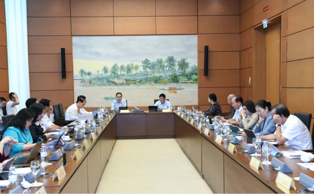 Chủ tịch Quốc hội: Bức tranh kinh tế - xã hội hiện nay rất sáng