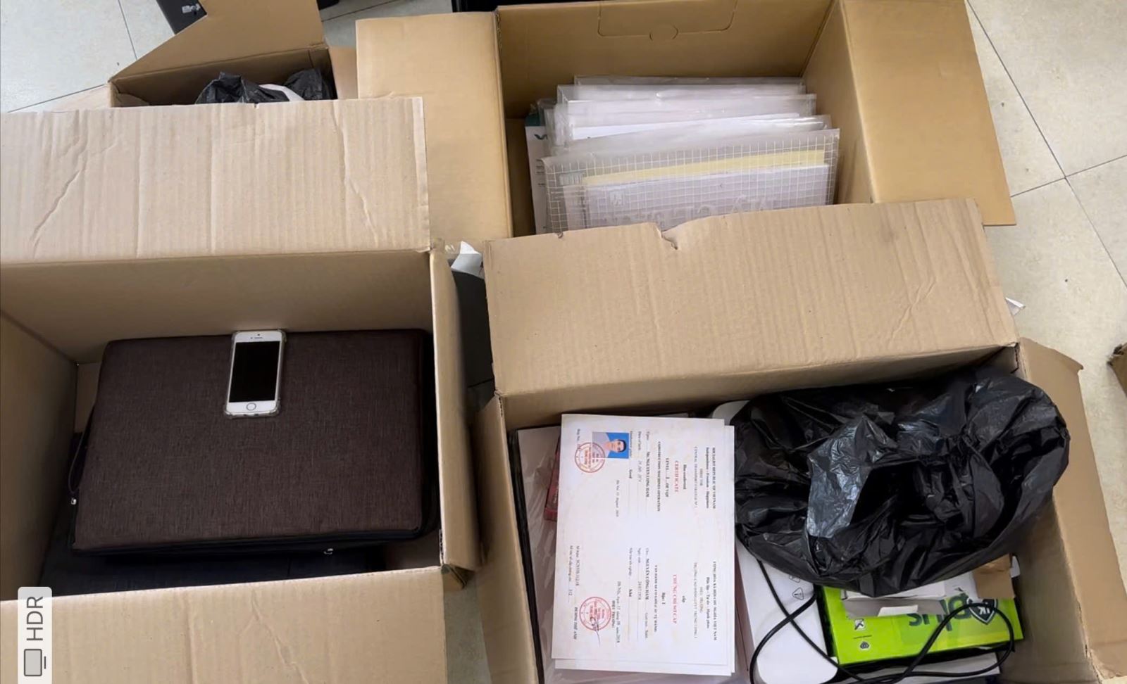 Khởi tố nhóm đối tượng làm giả chứng chỉ nghề rồi rao bán trên mạng xã hội