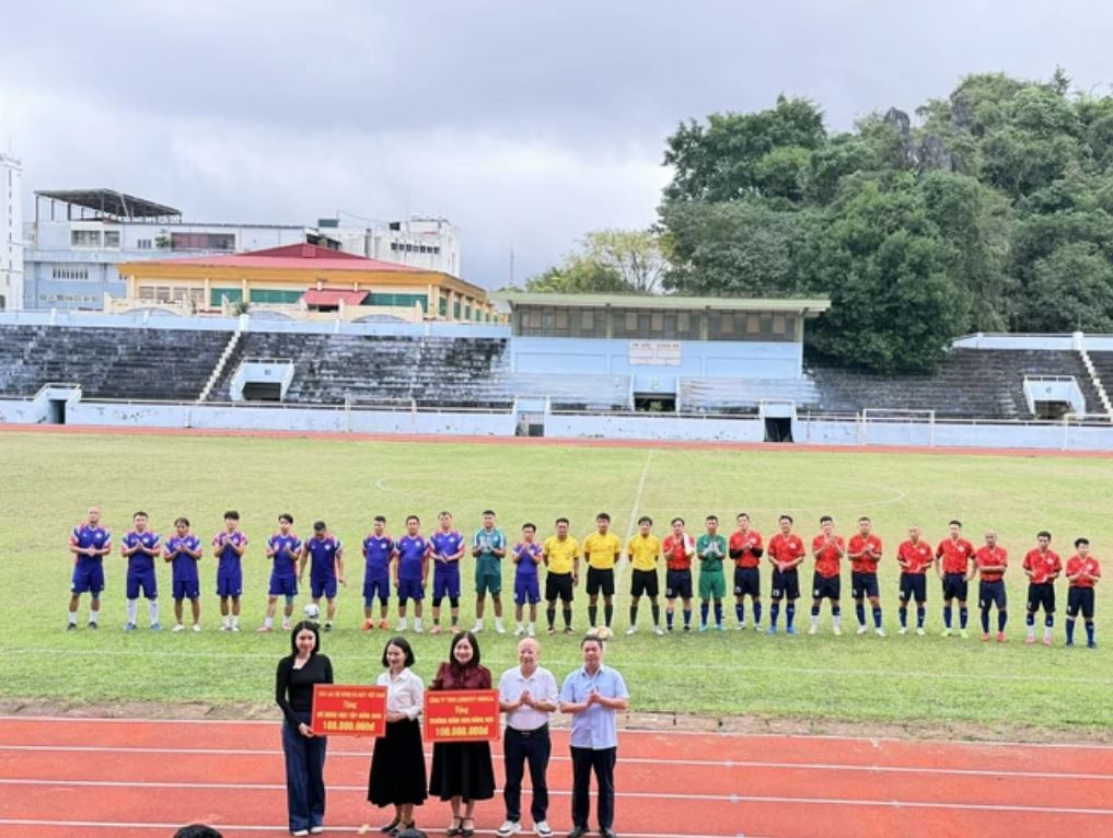 Liên đoàn Bóng đá tỉnh Lạng Sơn tổ chức giao lưu bóng đá, lan tỏa tinh thần thể thao và thiện nguyện