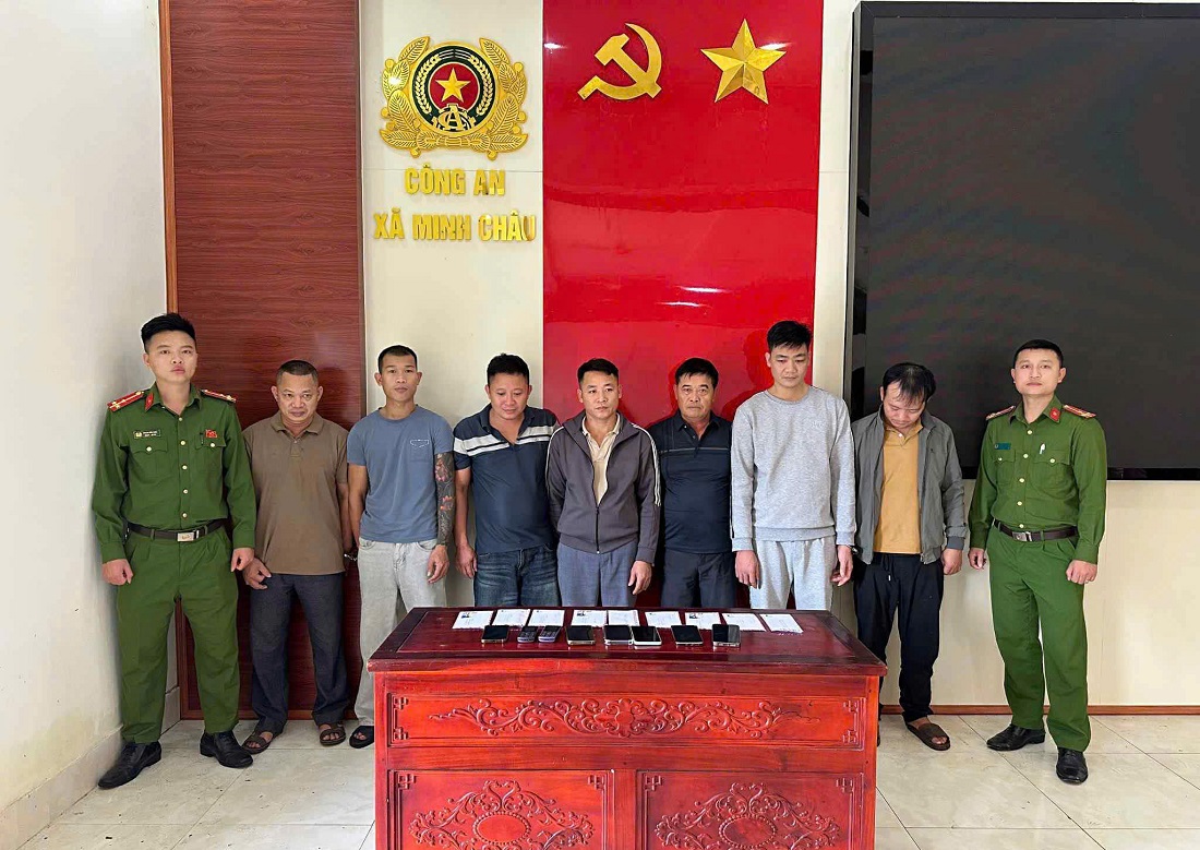 Triệt xóa ổ nhóm đánh bạc liên xã ở Nghệ An