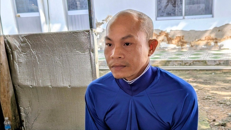 Bắt tạm giam người đàn ông xâm hại con gái 7 tuổi của bạn nhậu