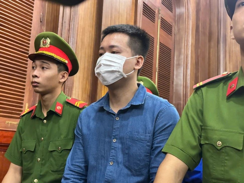 Hoa hậu Thùy Tiên, Quang Linh vlog và đồng phạm hầu tòa