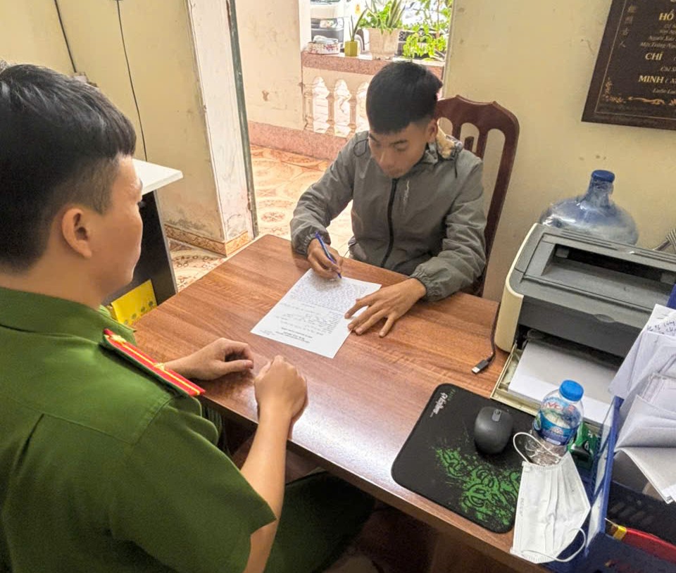 Khởi tố đối tượng trộm cắp tiền công đức tại nơi thờ tự