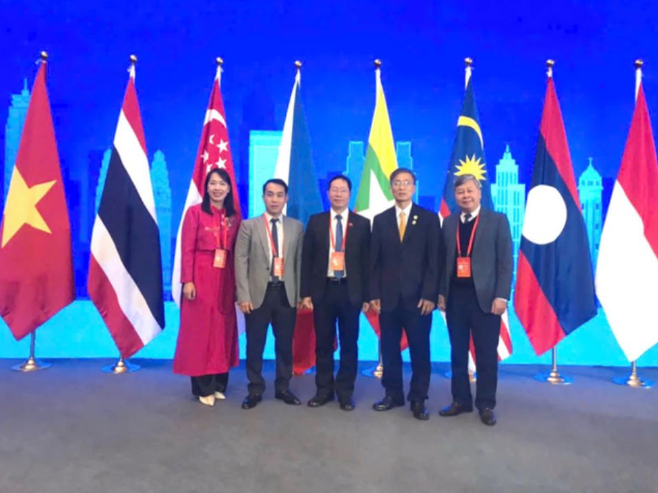 Đoàn công tác của Hội Luật gia Việt Nam tham dự Diễn đàn Hợp tác pháp luật Trung Quốc - ASEAN lần thứ 7