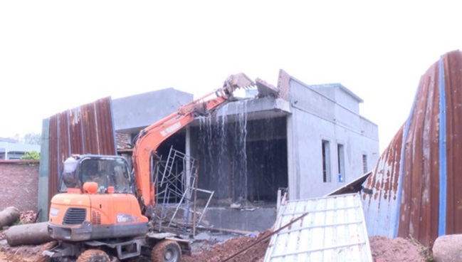 Bộ Xây dựng trả lời kiến nghị tăng mức phạt, có thể hình sự hóa vi phạm về đất đai, trật tự xây dựng