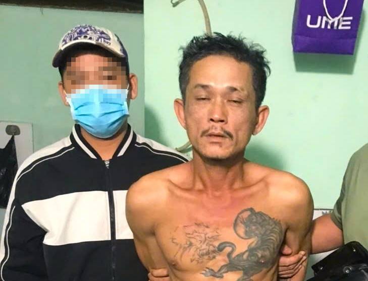 Cụ bà giả chết khi bị cháu ruột chích điện cướp tiền và vàng