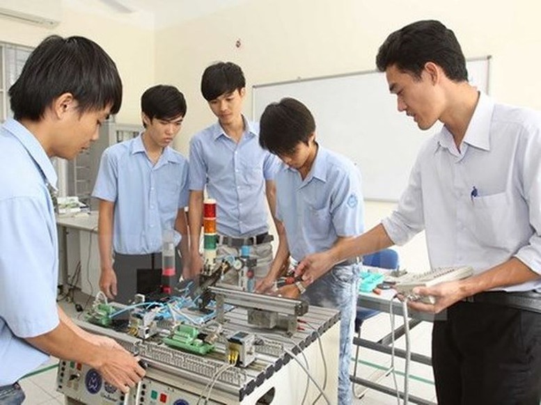 Chế độ phụ cấp nhà giáo trong cơ sở giáo dục nghề nghiệp công lập