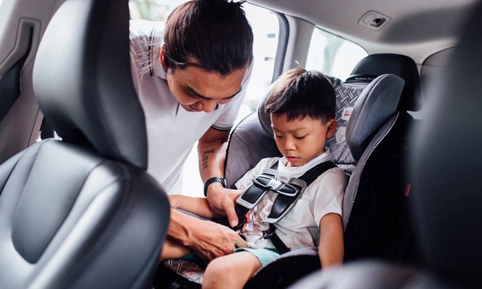 Nhiều quy định có hiệu lực trong năm 2026, người lái xe ô tô cần biết