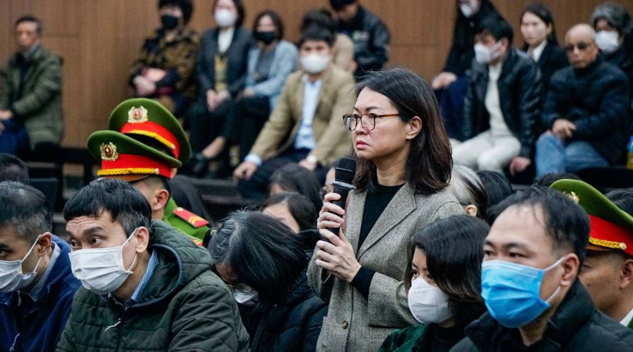 Nữ cựu Cục trưởng Cục An toàn thực phẩm nói nhận hơn 8 tỷ đồng nhưng không biết chuyên viên đã thu của doanh nghiệp bao nhiêu