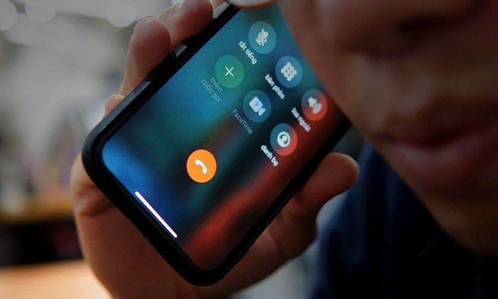 Cảnh báo nguy cơ lừa đảo khi để lại số điện thoại trên livestream bán hàng