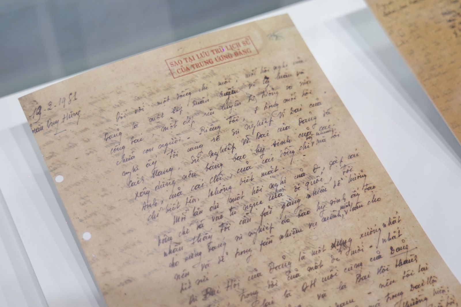 Nhìn lại lịch sử vẻ vang của Đảng thông qua triển lãm các kỳ Đại hội