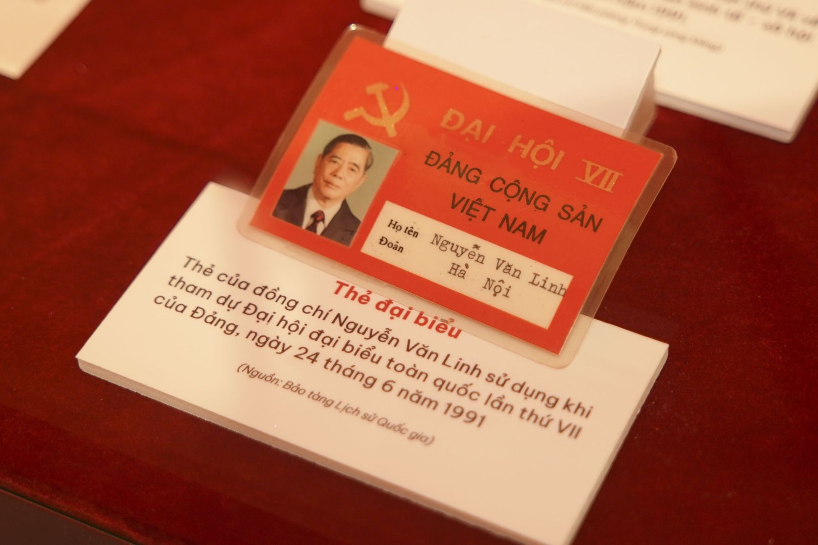 Nhìn lại lịch sử vẻ vang của Đảng thông qua triển lãm các kỳ Đại hội