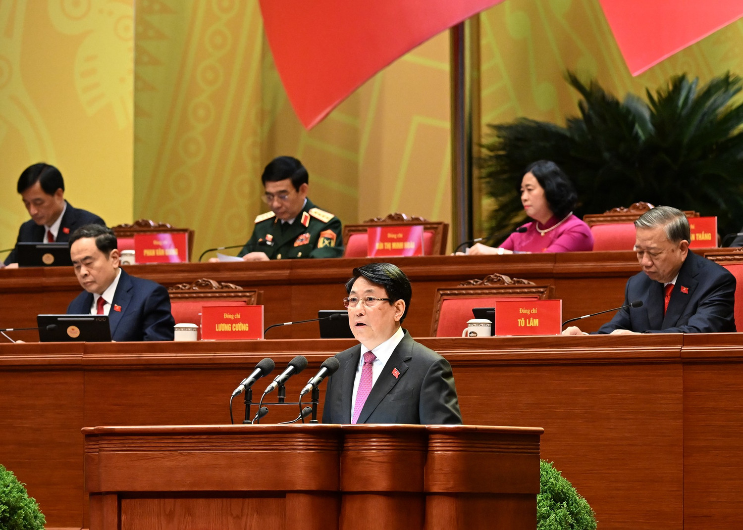 Toàn văn Diễn văn khai mạc của Chủ tịch nước Lương Cường tại Đại hội XIV của Đảng