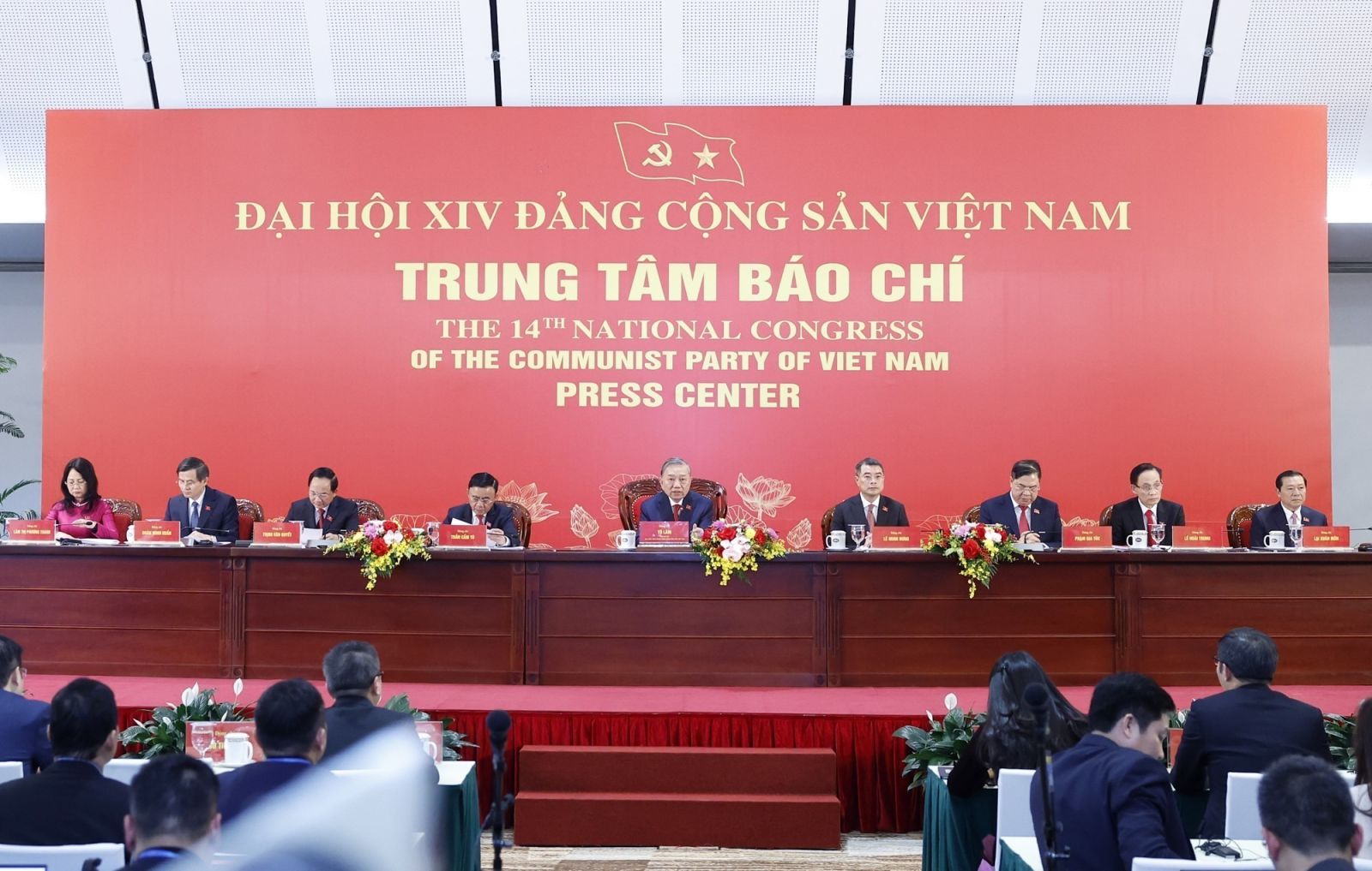 Tổng Bí thư Tô Lâm chủ trì họp báo quốc tế công bố kết quả Đại hội XIV của Đảng