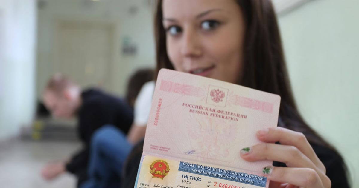 Triển khai miễn thị thực có thời hạn cho người nước ngoài thuộc diện đặc biệt cần ưu đãi