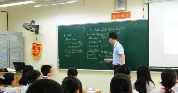 Giáo viên vùng đặc biệt khó khăn có được hưởng phụ cấp trong thời gian nghỉ hè?