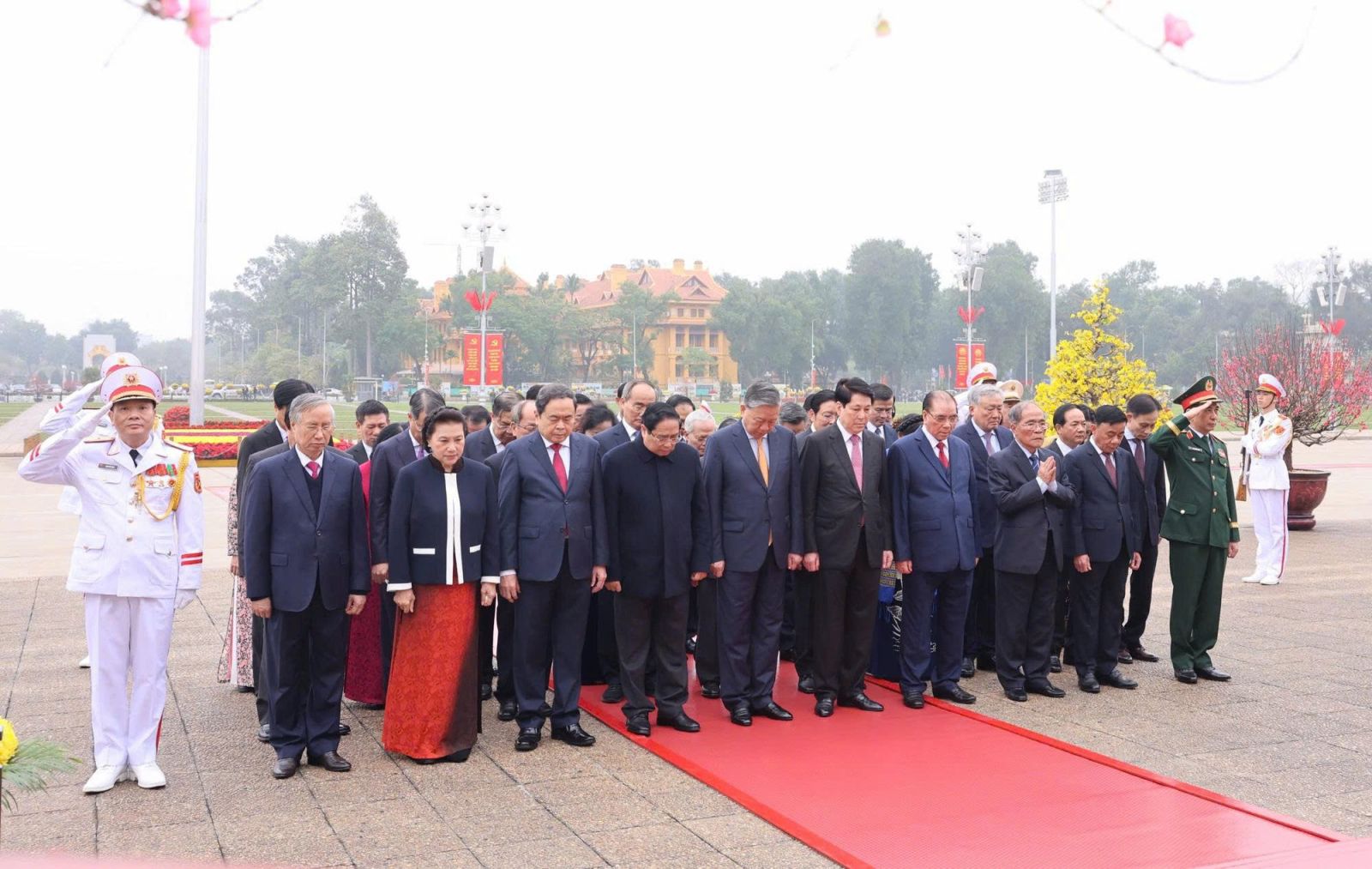 Lãnh đạo Đảng, Nhà nước vào Lăng viếng Chủ tịch Hồ Chí Minh nhân dịp Tết Nguyên đán Bính Ngọ