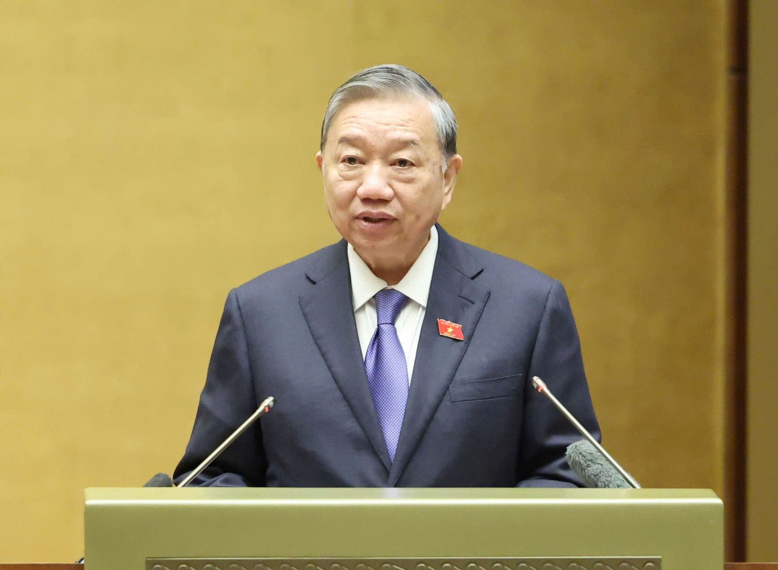 Lá phiếu của niềm tin và khát vọng – Bài cuối: Chọn người xứng đáng bằng '3 chữ dám' và '3 chữ biết'