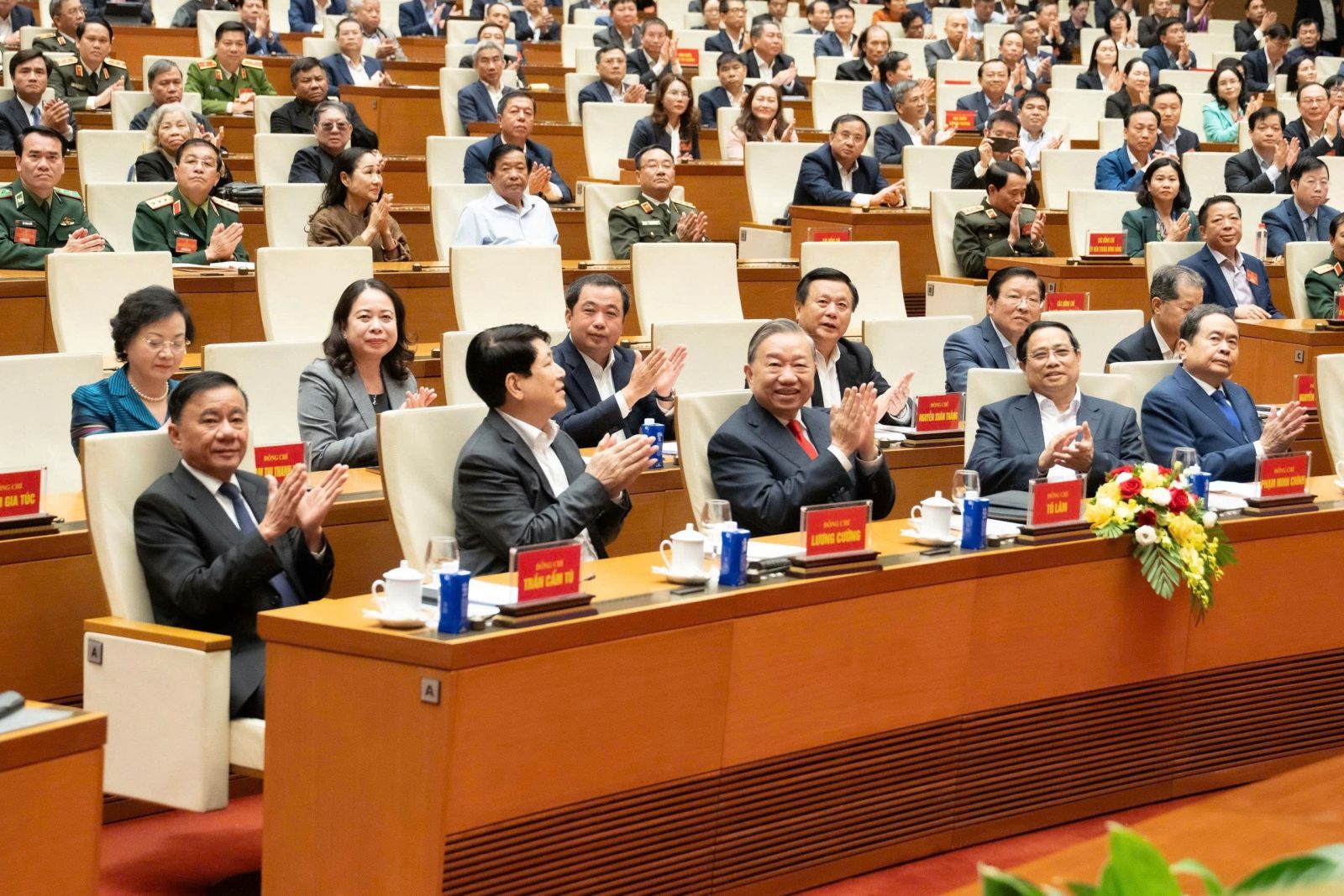 Hơn 2 triệu đại biểu tham dự Hội nghị toàn quốc quán triệt Nghị quyết 79 và 80